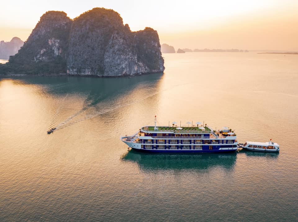 Take a cruise Duthuyenhalong What to do in Halong Bay Tours from Hanoi