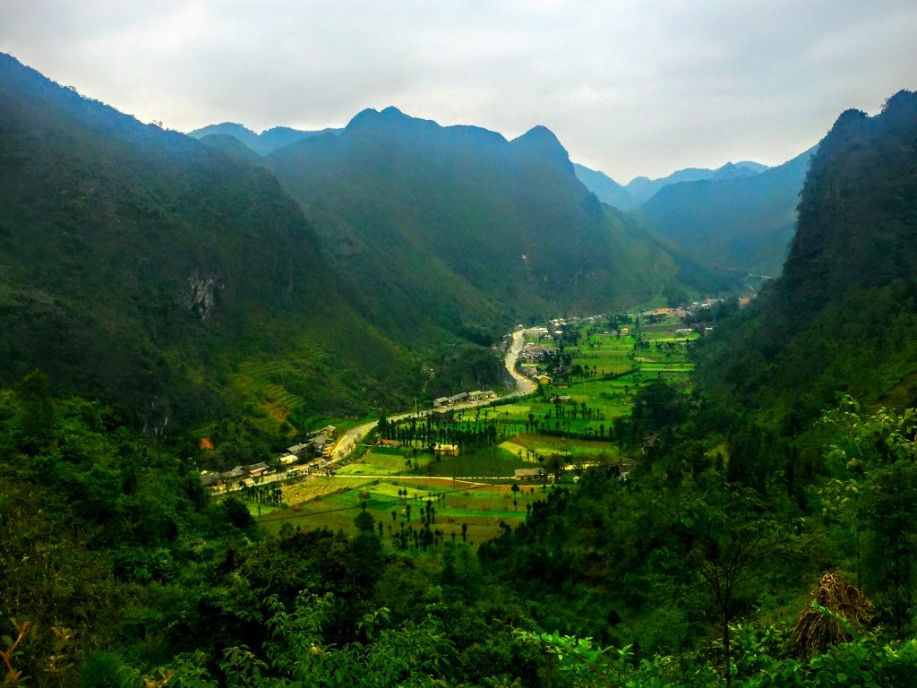 Mai Chau Sunrgla hagiang 1024x768 Northern Vietnam Tour Package