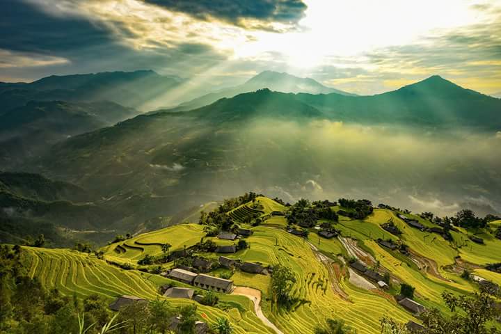 Check in all places on the go Beautuiful vietnam trip by car Vietnam road trip by car from Hanoi to Ho Chi Minh