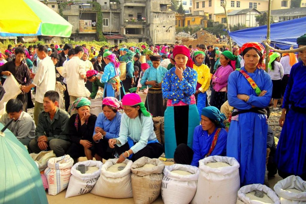 Dong van market Dong van market 1024x684 Amazing Hanoi to Ha Giang Road Trip