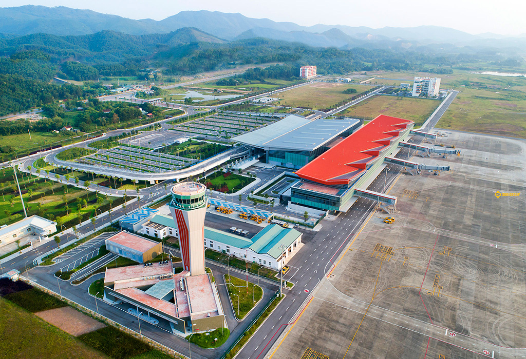 Halong airport (Van Don international Airport) Halong airport Halong airport Van Don Airport