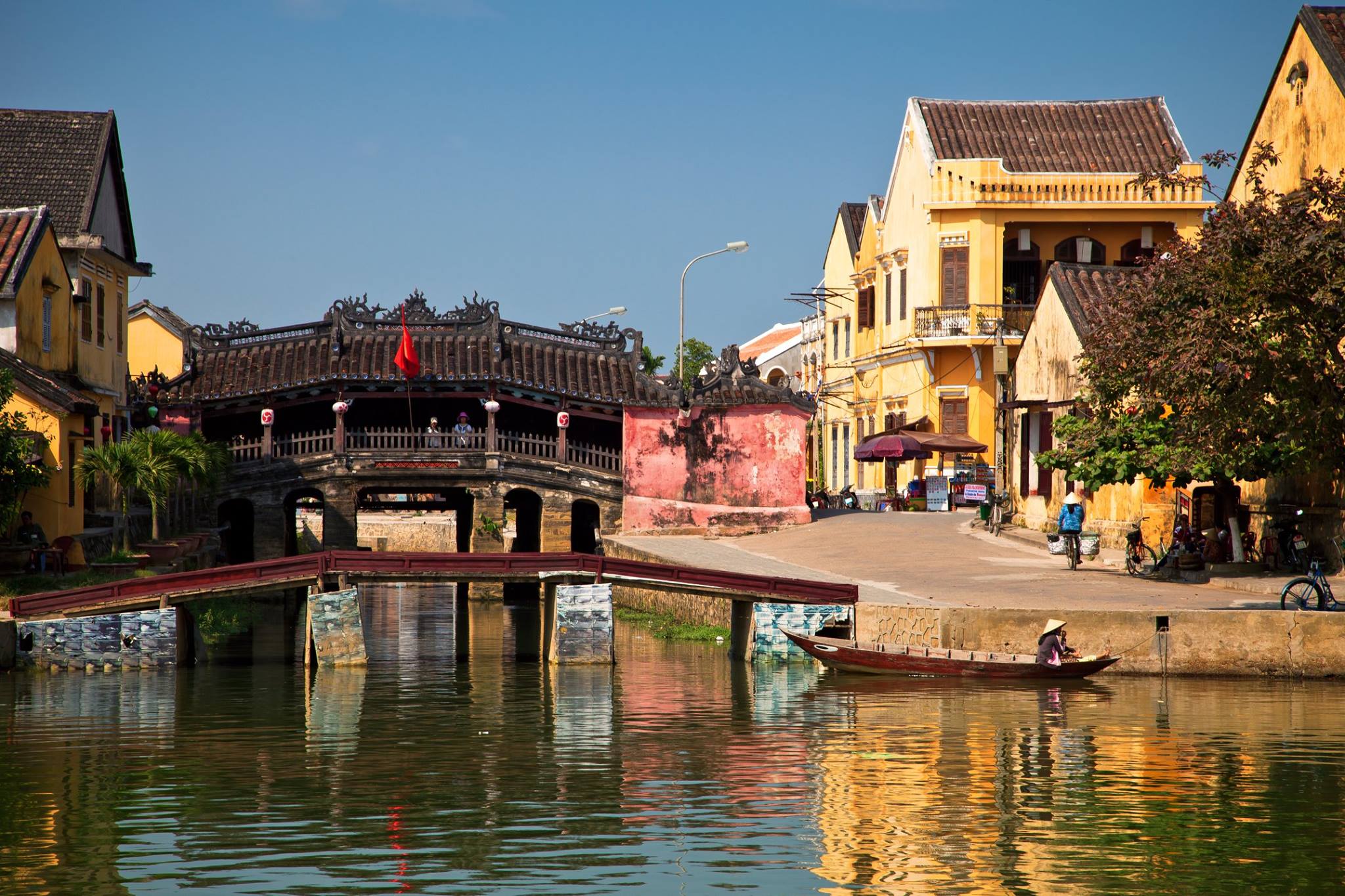Nine Holy Cannons Of The Nguyen Dynasty - Hoi An Private Taxi